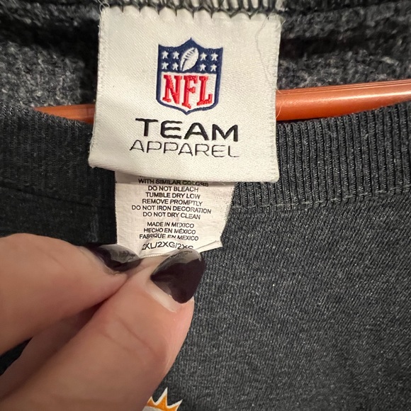 NFL Team Apparel Miami Dolphins Sweat Shirt - Picture 4 of 6